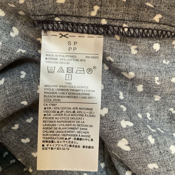 Banana Republic Women's SP Navy White Heart Print V-Neck Fit & Flare Dress - Picture 10 of 10